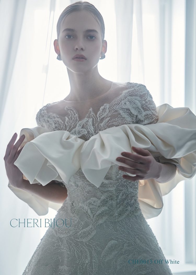 韓国テイストの新ブランドCHERI BIJOUウェディングドレス