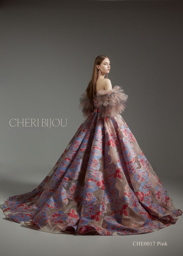 韓国テイストの新ブランドCHERI BIJOUウェディングドレス