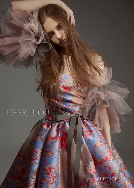 韓国テイストの新ブランドCHERI BIJOUウェディングドレス