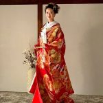 フリーアナウンサーの藤本真未さんが美しい和装姿を披露♡結婚報告コメントや美しい桂由美の和装コーディネートもご紹介◎