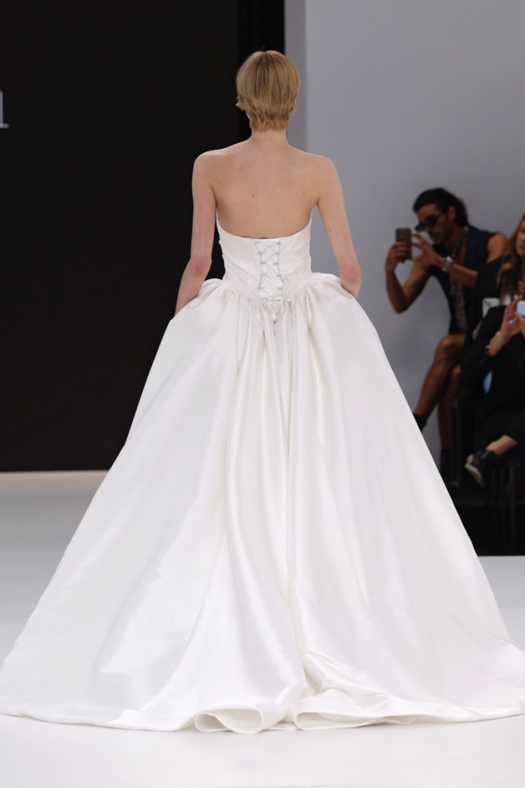 【BARCELONA BRIDAL FASHION WEEK2025】SERINA BRIDAL（セリナブライダル）