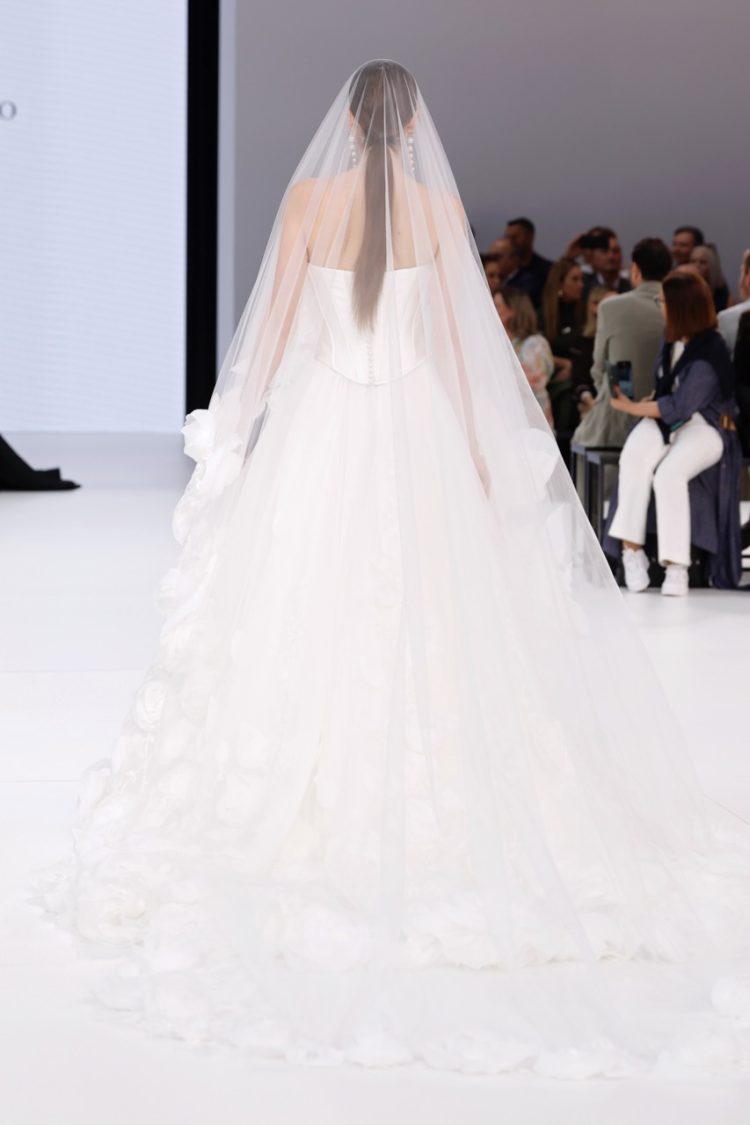 【BBFW2025】VENI INFANTINO BRIDAL