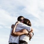 「妻が好きすぎる夫」の特徴9選！夫に愛される妻になるためのポイントも紹介します♡