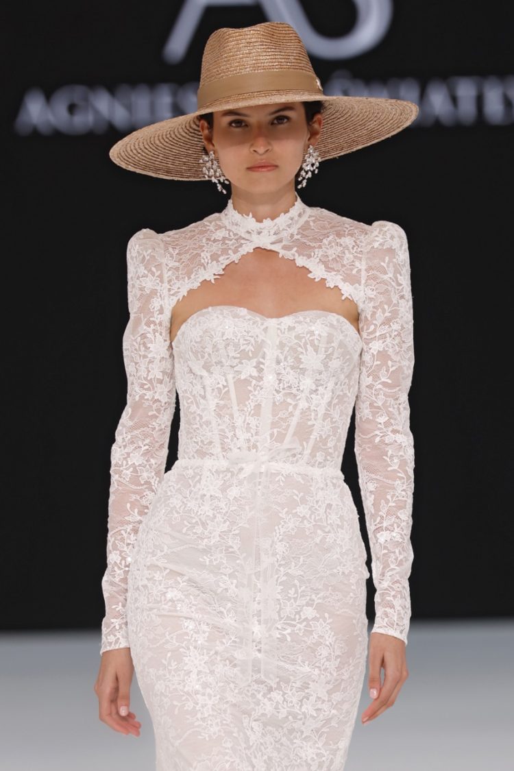 【BBFW2025】Agnieszka Światły（アグニェシュカ・シュヴィアトリィ）