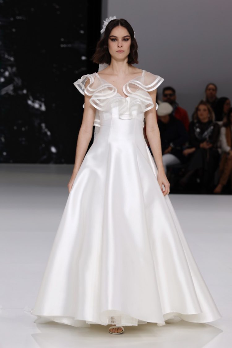 【BBFW2025】Cymbeline(シンベリン)ドレスショー