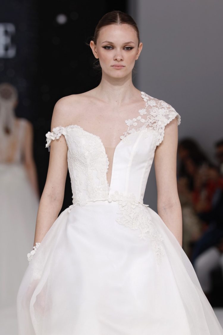 【BBFW2025】Cymbeline(シンベリン)ドレスショー