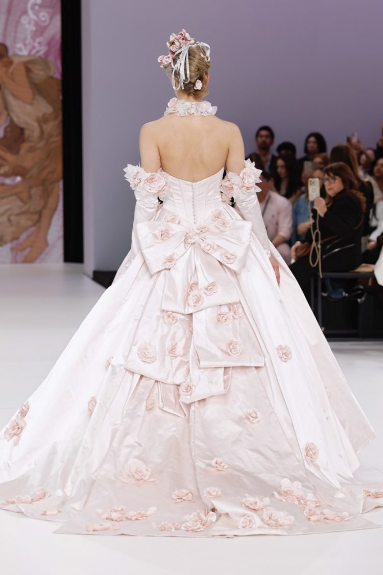 【BBFW2025】DEMETRIOSドレスショー