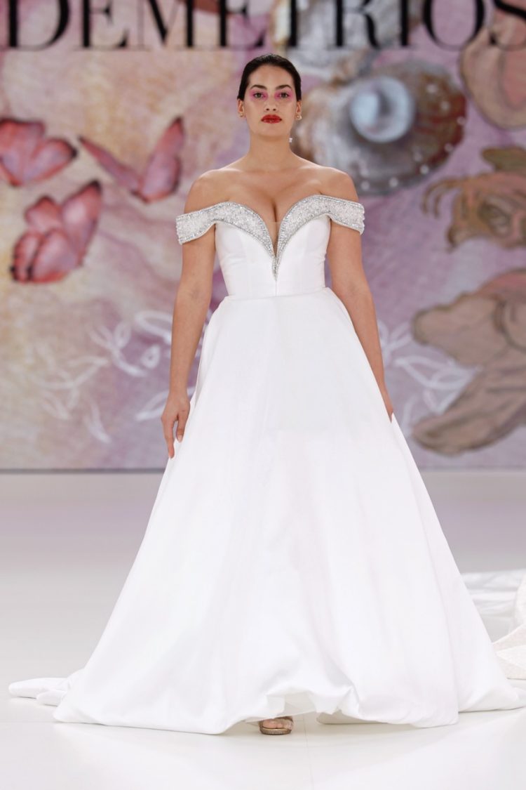 【BBFW2025】DEMETRIOSドレスショー