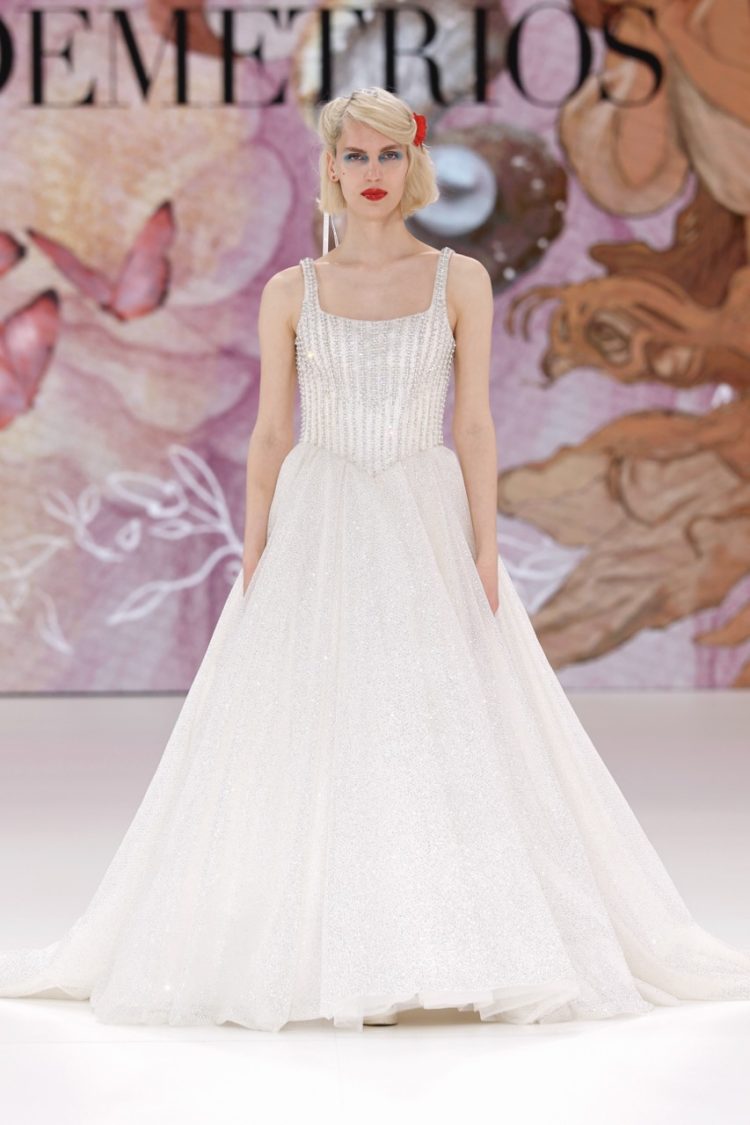 【BBFW2025】DEMETRIOSドレスショー