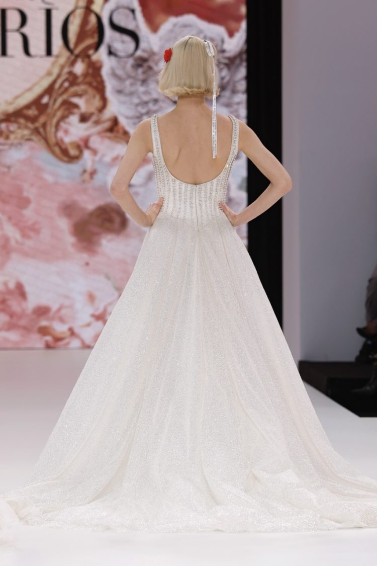 【BBFW2025】DEMETRIOSドレスショー