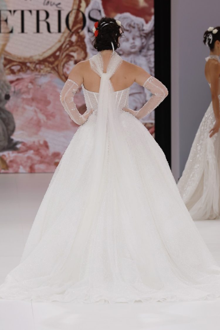 【BBFW2025】DEMETRIOSドレスショー