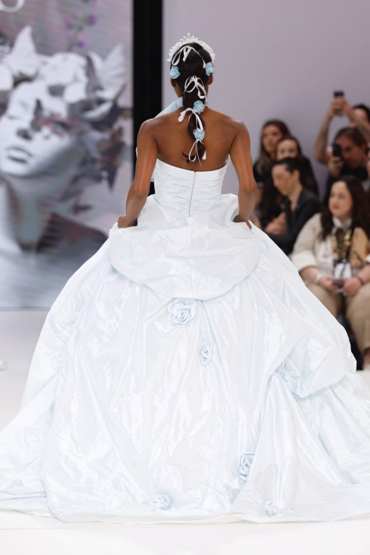 【BBFW2025】DEMETRIOSドレスショー
