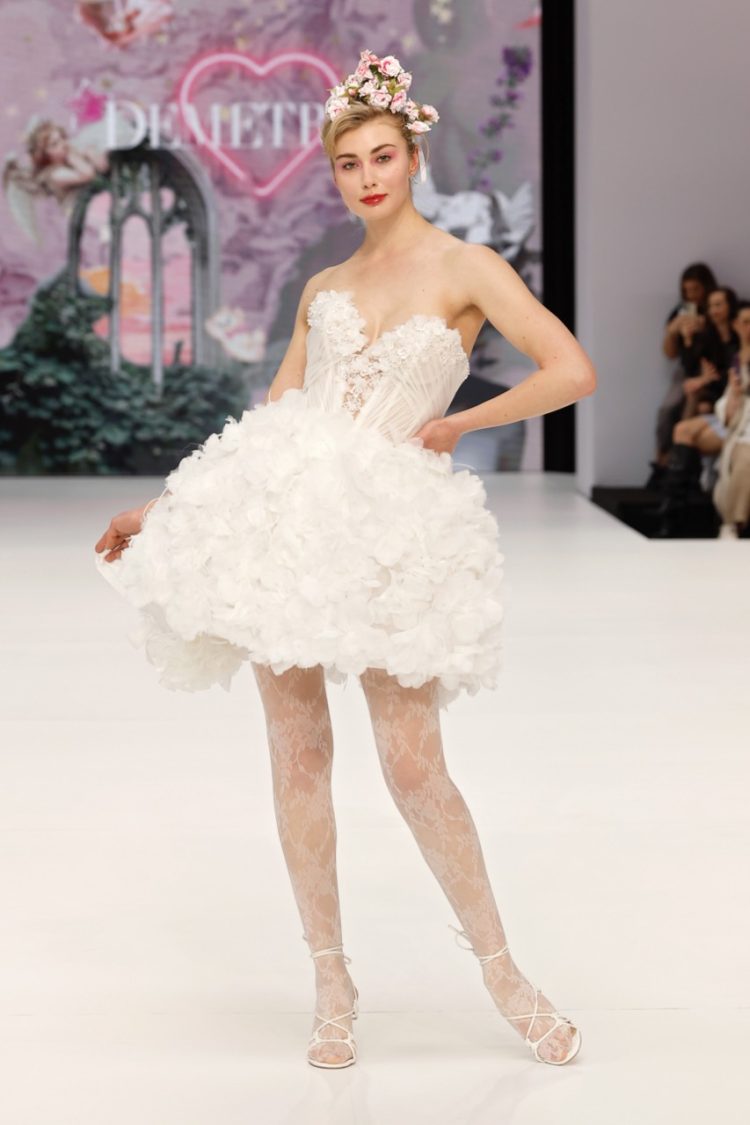 【BBFW2025】DEMETRIOSドレスショー