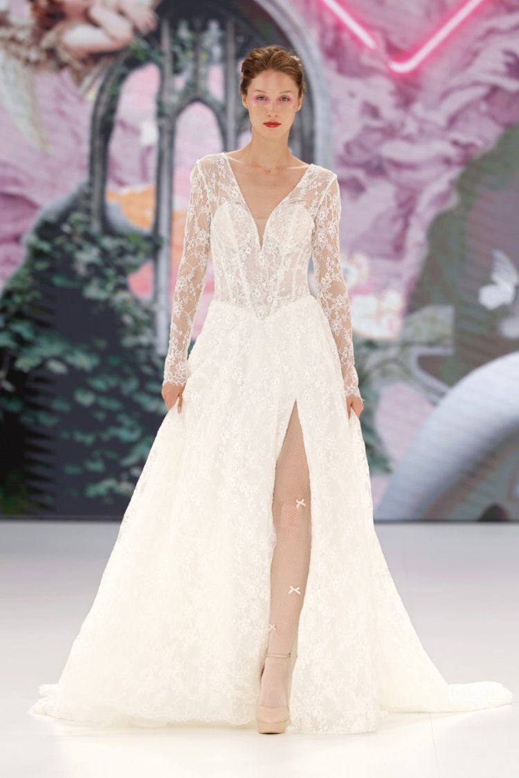 【BBFW2025】DEMETRIOSドレスショー
