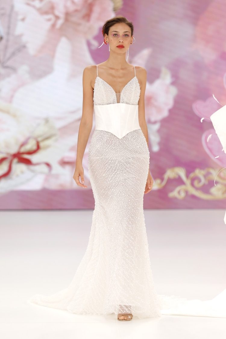 【BBFW2025】DEMETRIOSドレスショー