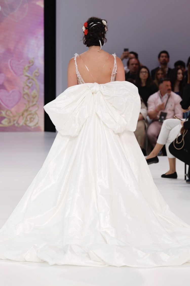 【BBFW2025】DEMETRIOSドレスショー