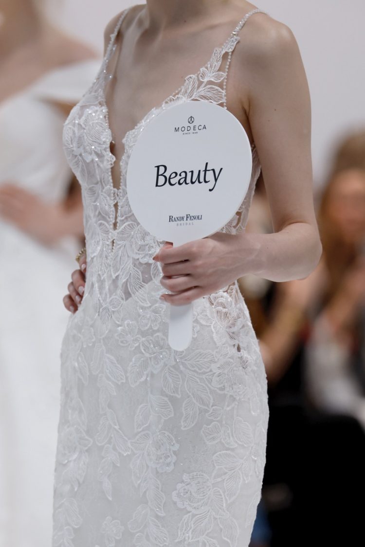 【BBFW2025】Global Bridal Houseドレスショー