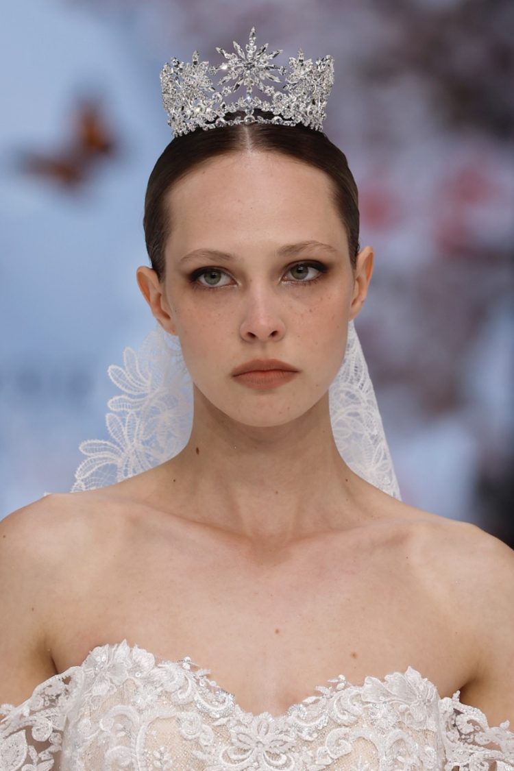 【BBFW2025】Julia Kontogruni(ジュリア・コントグルニ)ドレスショー