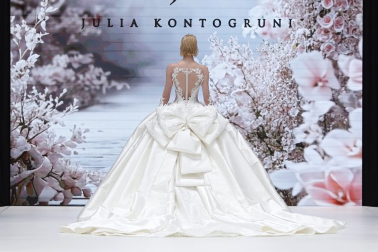 【BBFW2025】Julia Kontogruni（ジュリア・コントグルニ）ドレスショー