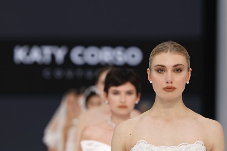 【BBFW2025】Katy Corso(ケイティ・コルソ)ドレスショー