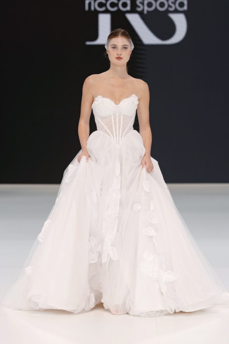 【BBFW2025】Ricca Sposa(リッカ・スポーサ)