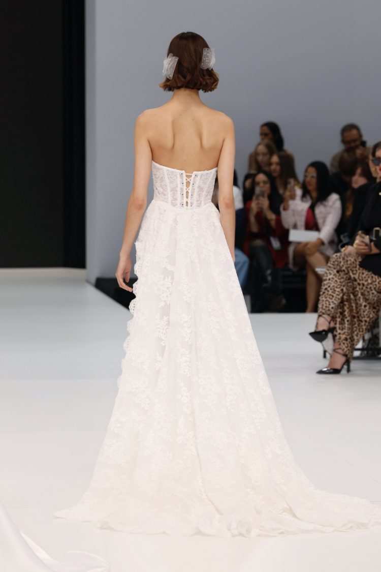 【BBFW2025】Ricca Sposa（リッカ・スポーサ）