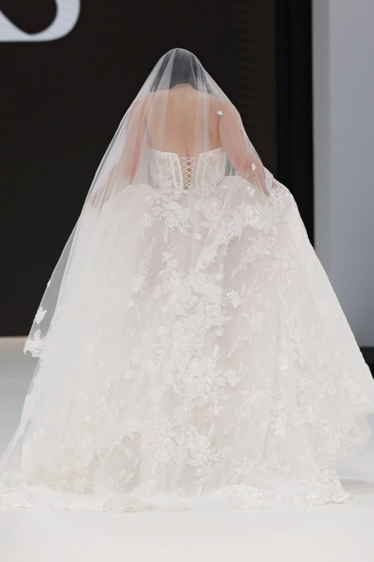 【BBFW2025】Ricca Sposa（リッカ・スポーサ）