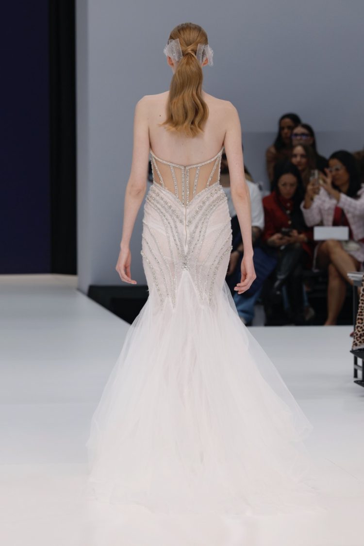 【BBFW2025】Yuliia Lobachóva Couture（ユリヤ・ロバチョヴァ クチュール）