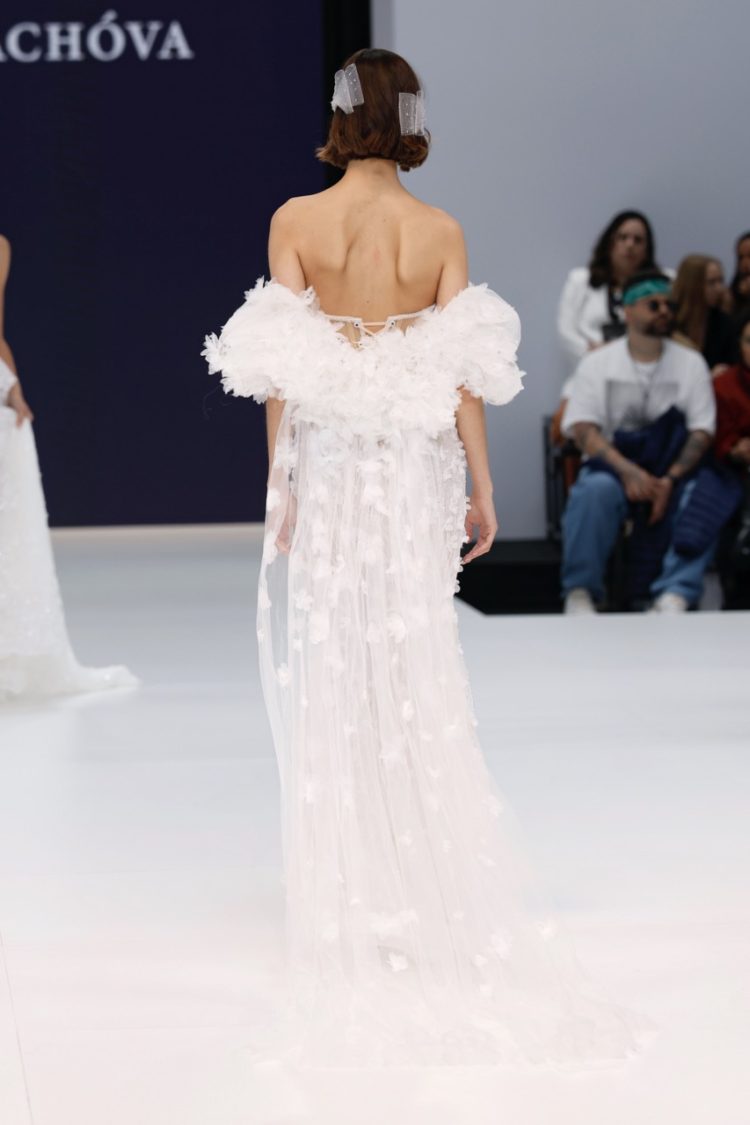 【BBFW2025】Yuliia Lobachóva Couture（ユリヤ・ロバチョヴァ クチュール）