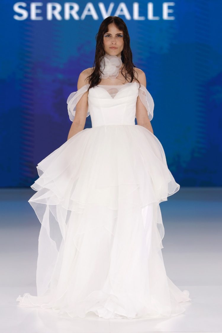 【BBFW2025】SERRAVALLE（セッラヴァッレ）ドレスショー