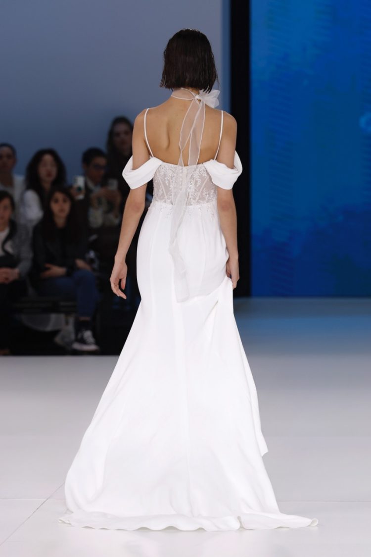 【BBFW2025】SERRAVALLE（セッラヴァッレ）ドレスショー