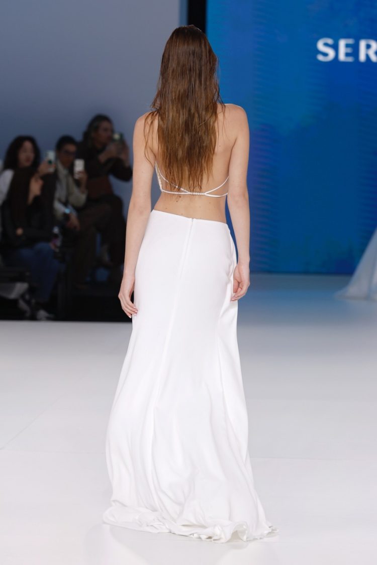 【BBFW2025】SERRAVALLE（セッラヴァッレ）ドレスショー