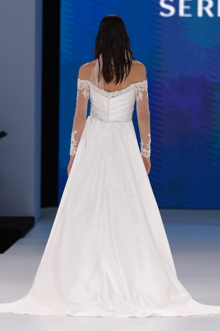 【BBFW2025】SERRAVALLE（セッラヴァッレ）ドレスショー