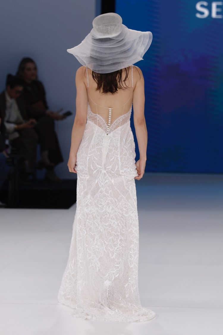 【BBFW2025】SERRAVALLE（セッラヴァッレ）ドレスショー