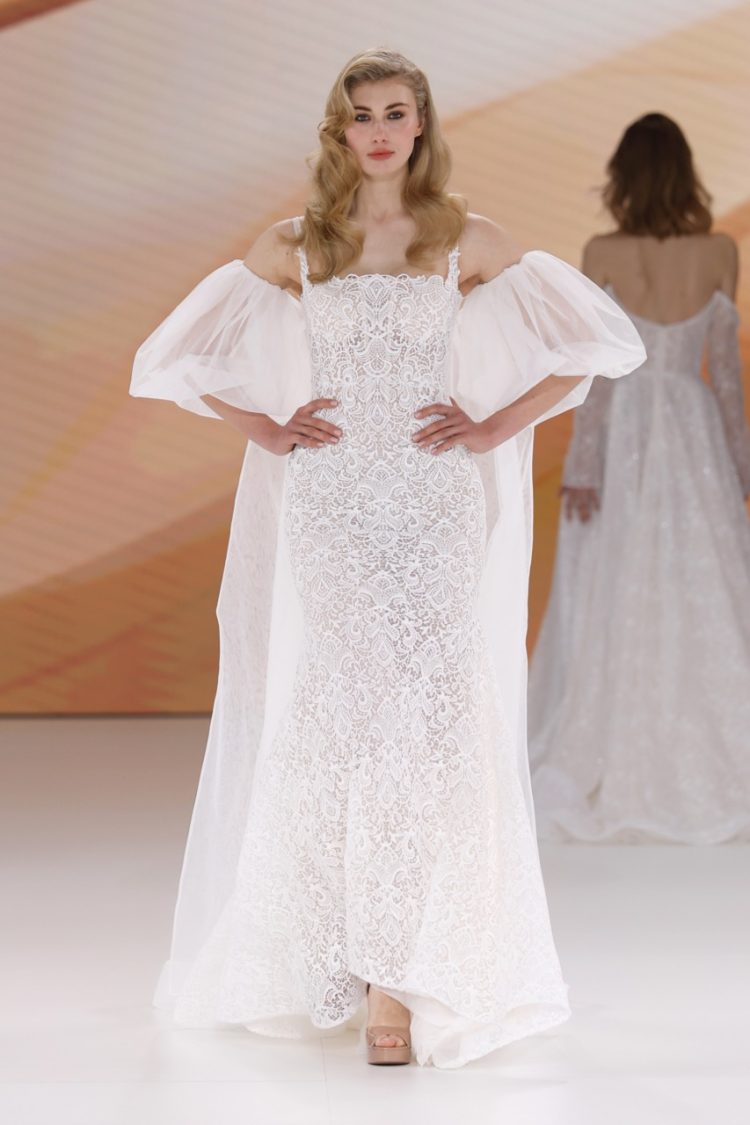 BBFW2025　TINA VALERDIドレスショー