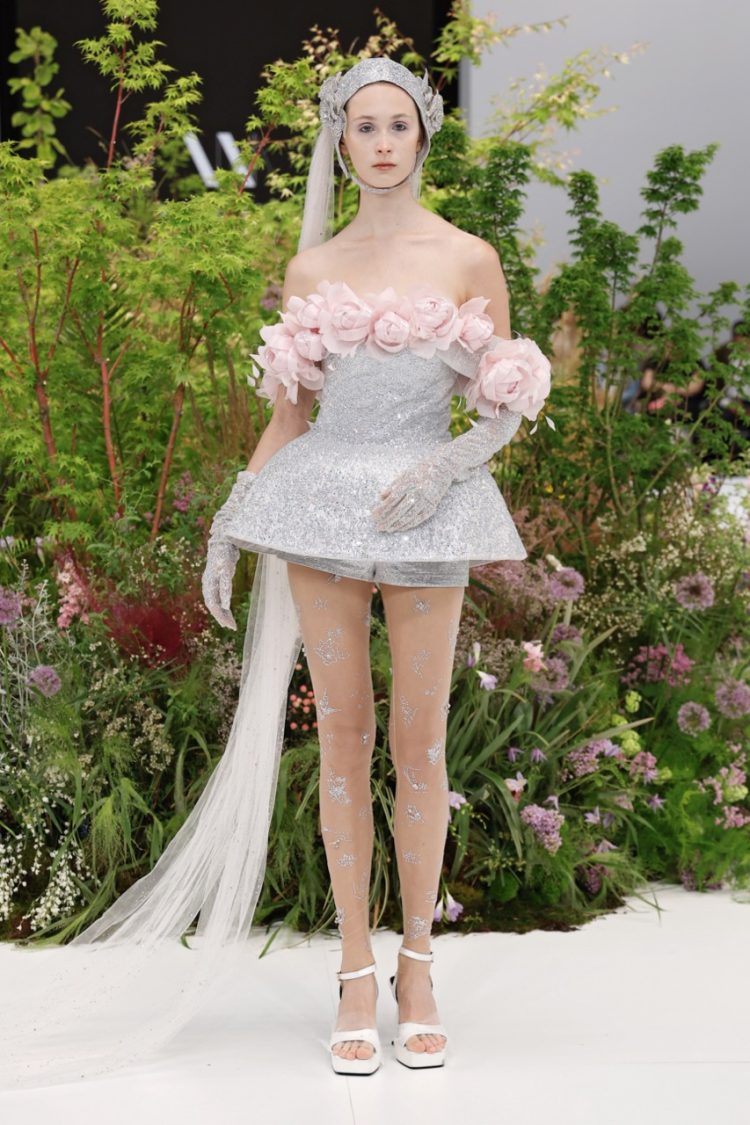 【BBFW2025】Wang Fengドレスショー