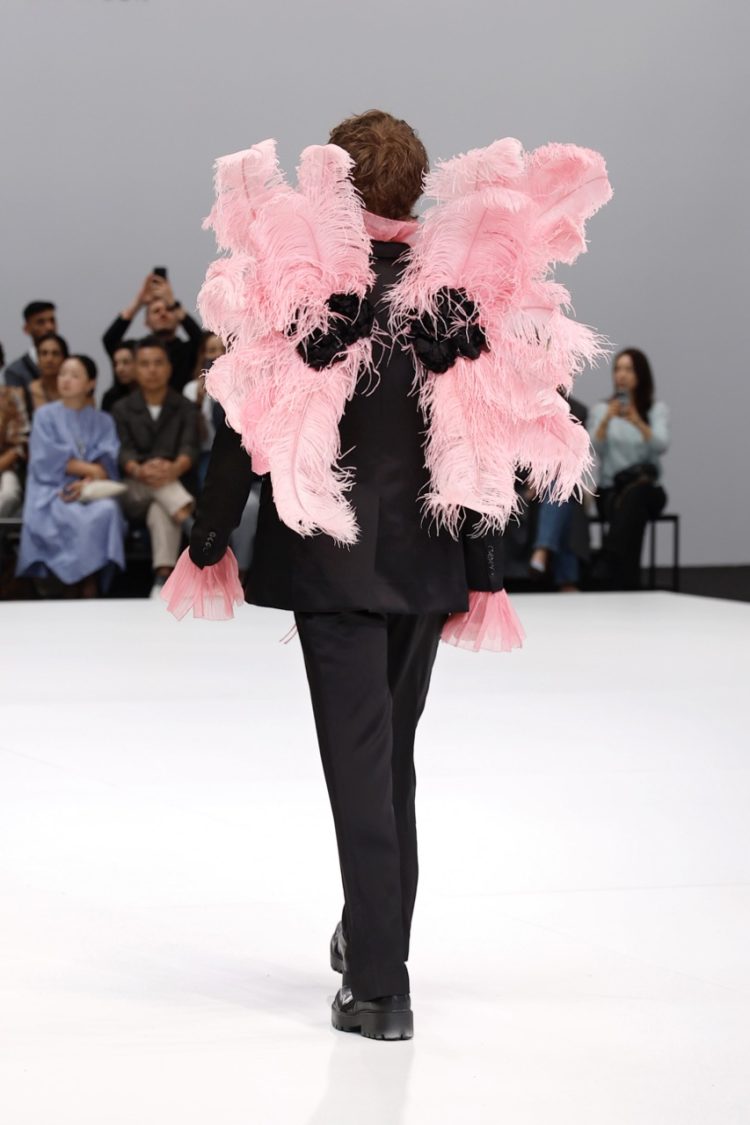 【BBFW2025】Wang Fengドレスショー