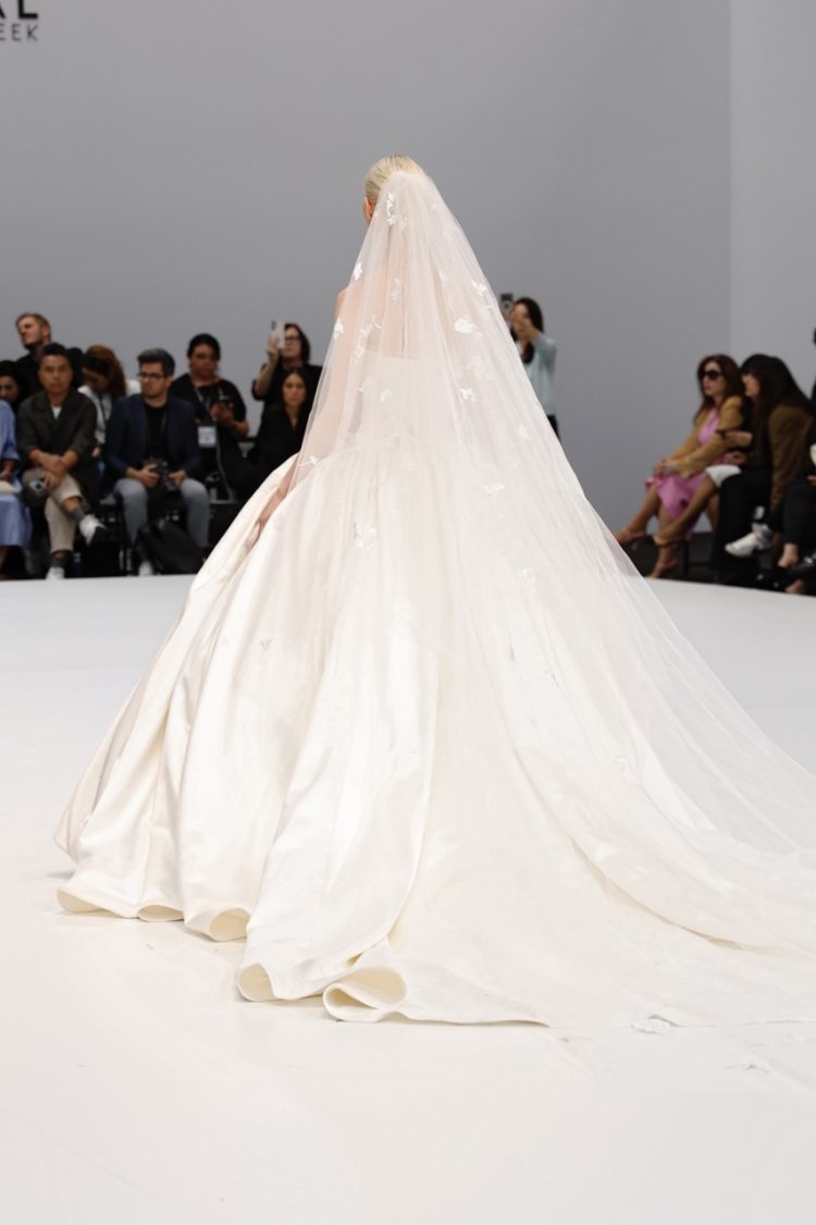【BBFW2025】Wang Fengドレスショー