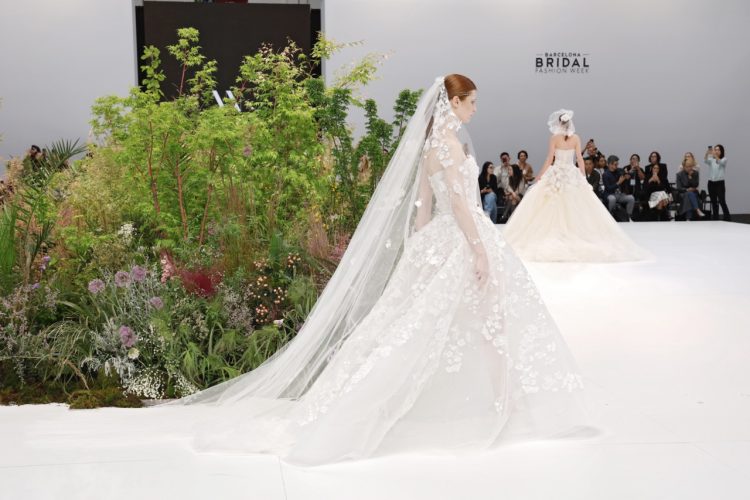 【BBFW2025】Wang Fengドレスショー