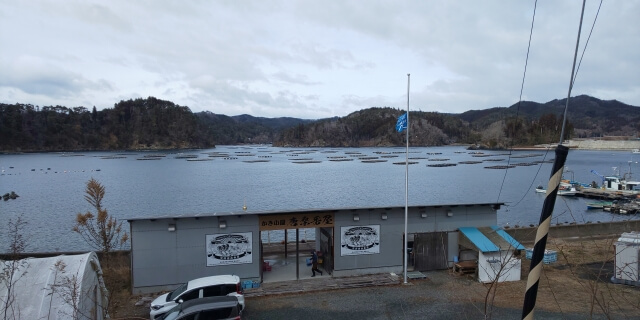 岩手　牡蠣小屋