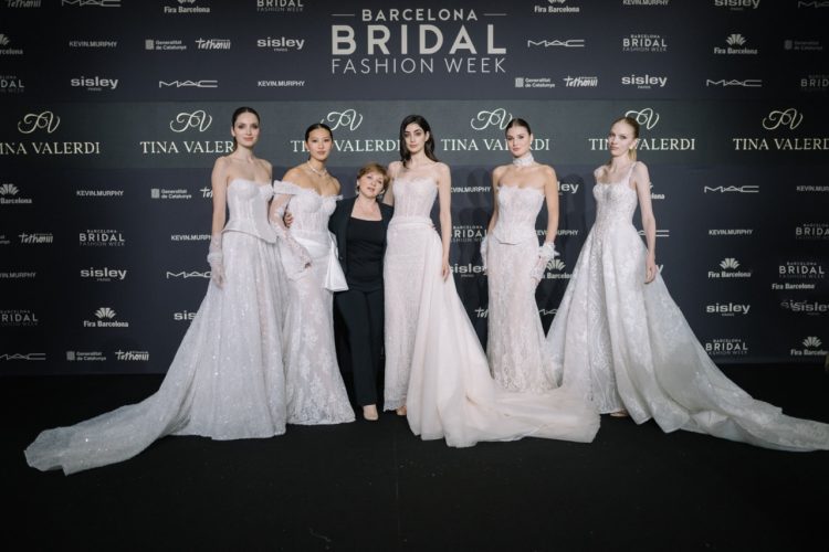 BBFW2025　TINA VALERDIドレスショー