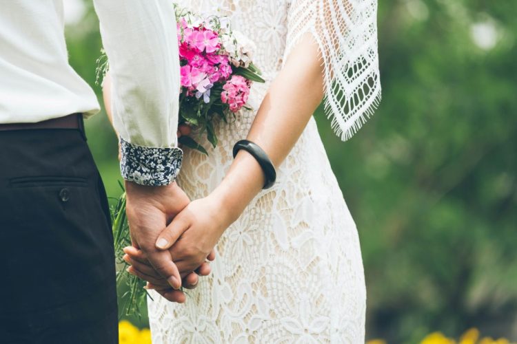 格安結婚式 バレる 
