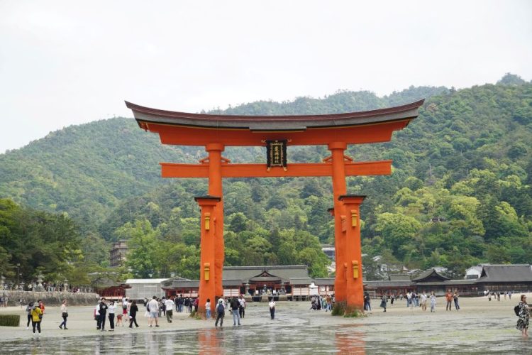 厳島神社