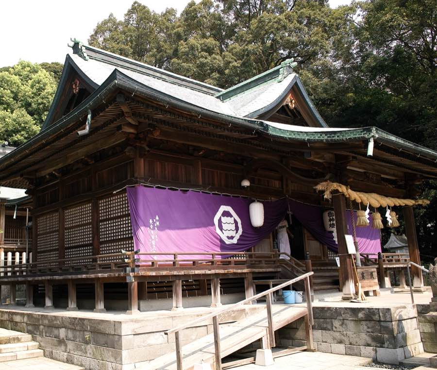 大分県の厄除け神社・火男火賣神社下宮の拝殿