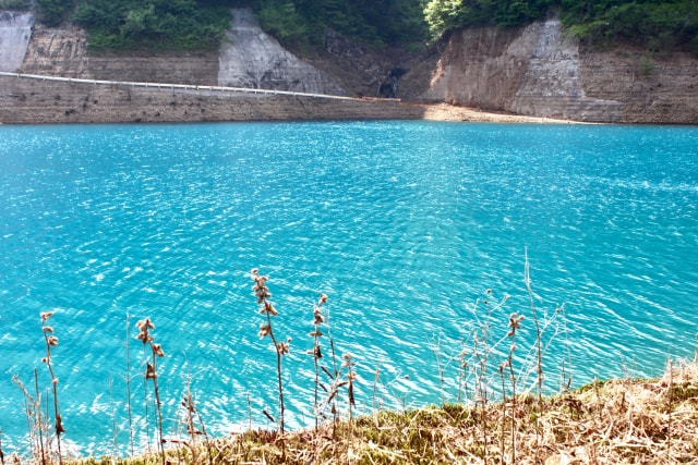 群馬　中之条町　奥四万湖