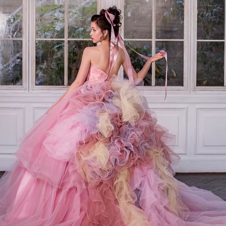THE HANY】花嫁様の可愛らしさを引き出す”THE HANY”のDress Collection