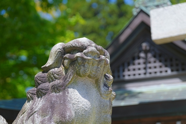 秋田県秋田市の太平山三吉神社総本宮にある狛犬